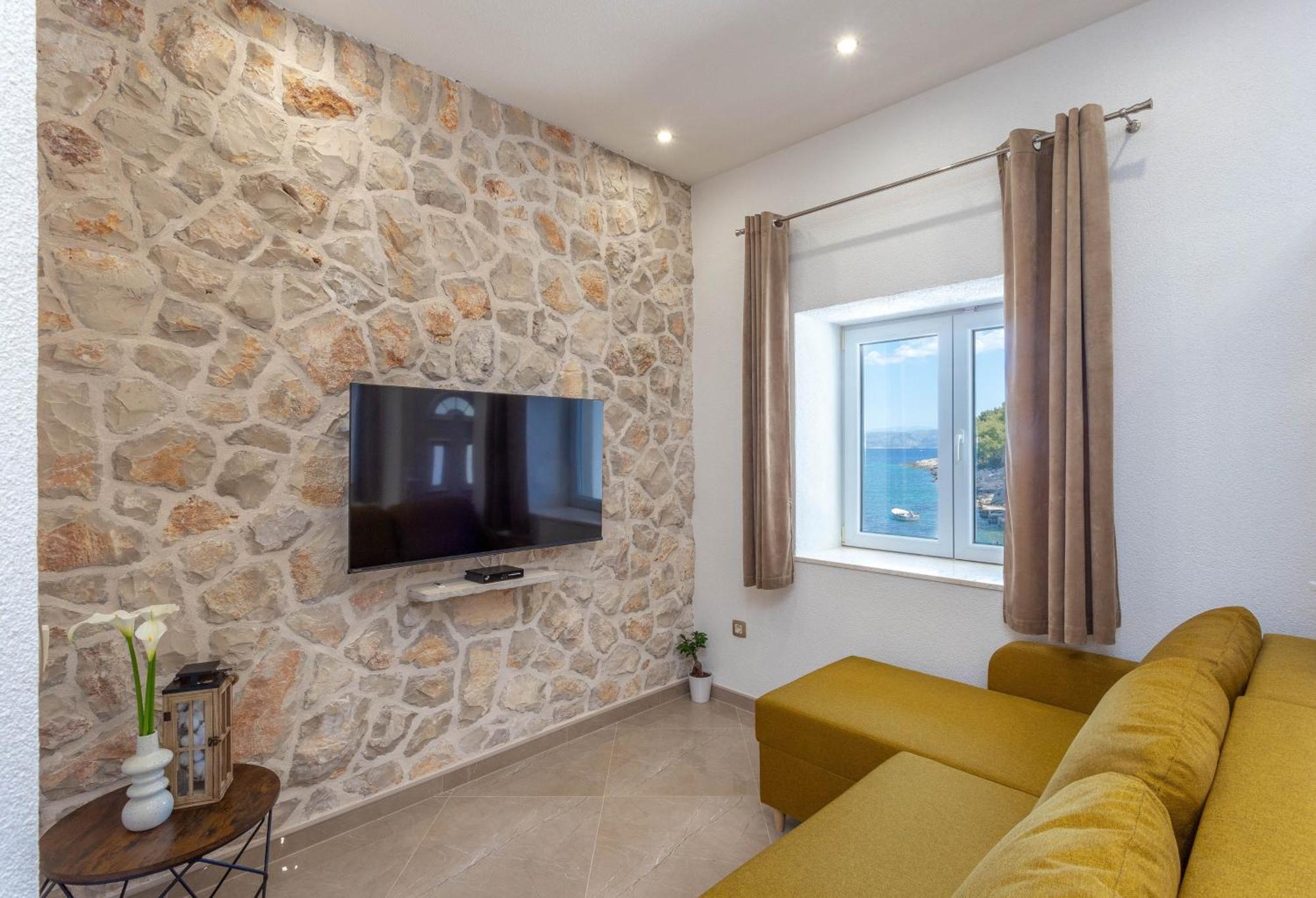 Apartment Zastupac 8761A Hvar Town Luaran gambar